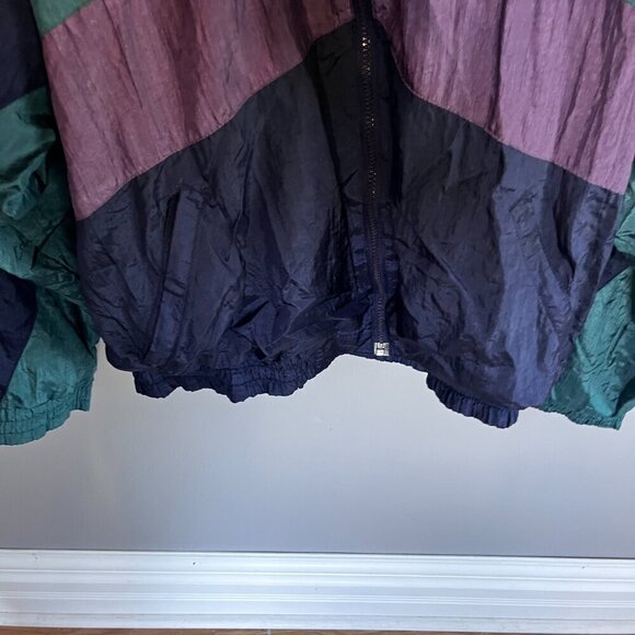 Vintage 80-90s nylon jacket windbreaker Size M Green, Purple, Navy Lined Hi-Tech - Picture 7 of 10